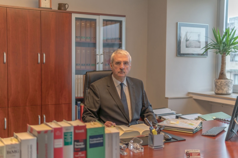 Rechtsanwalt Essen: Anwaltskanzlei Nierfeld in Essen-Rüttenscheid